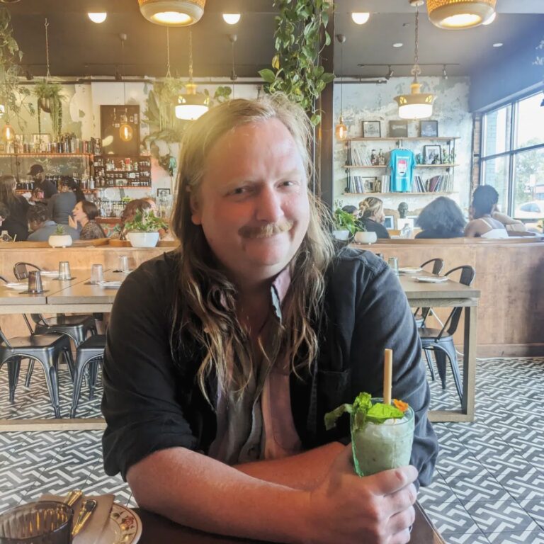 373593961 685944050224329 805514424373882349 n 768x768